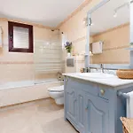 Home2book Coastal Paradise & Terrace,