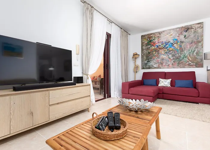 Home2book Coastal Paradise & Terrace, *